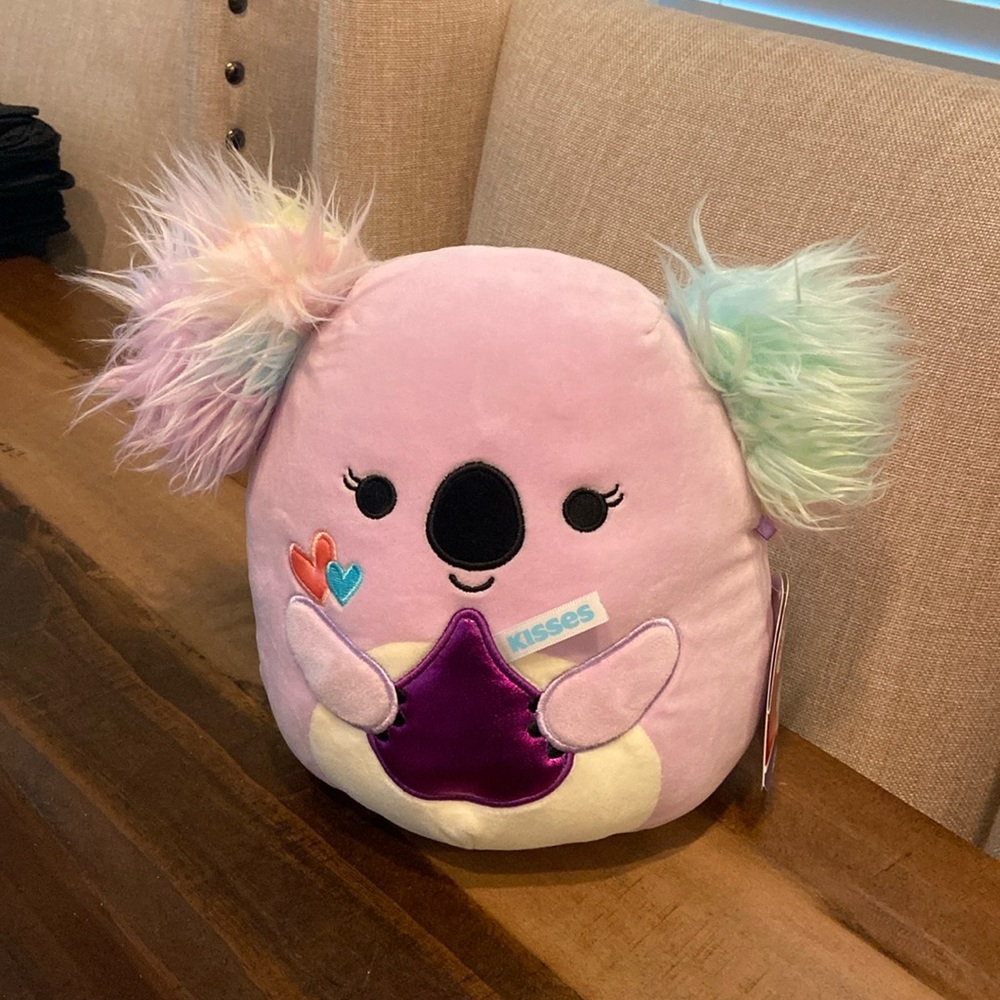 Squishmallow Kisses